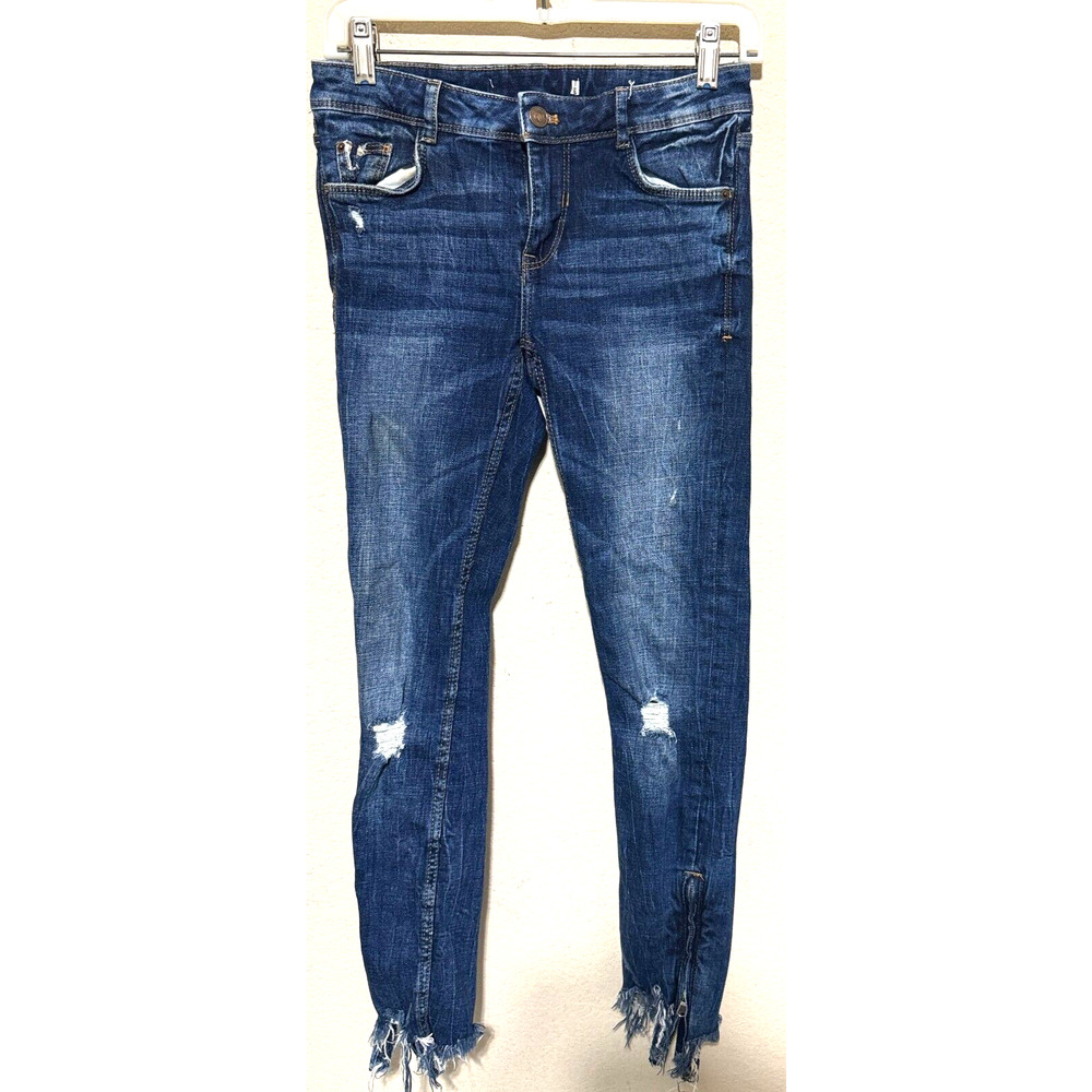 Zara Trafaluc Denim Distressed Jeans Women’s Size 25 raw hem zippered ankles‎